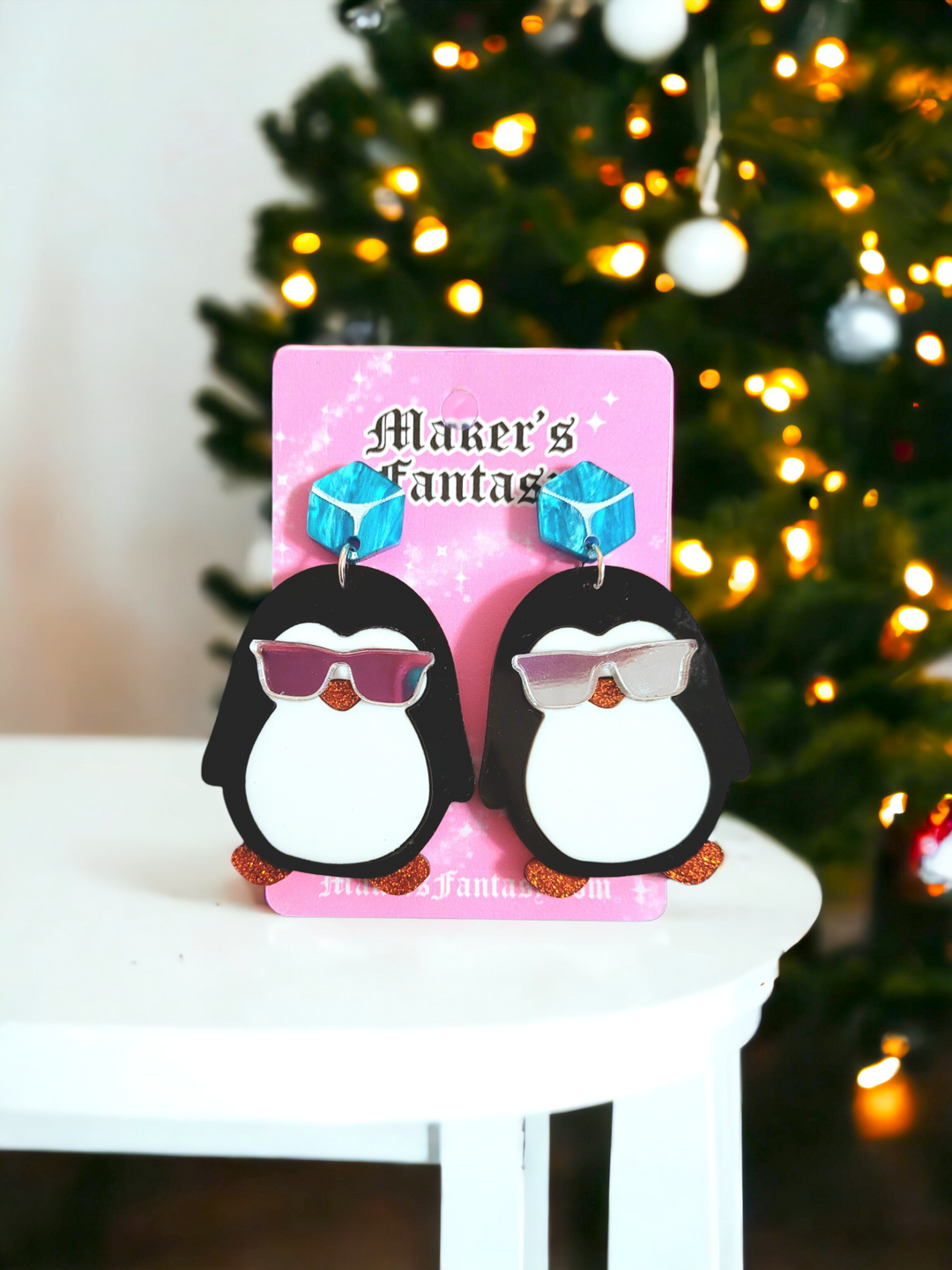 Chilling Penguin Earrings- Digital Cut File