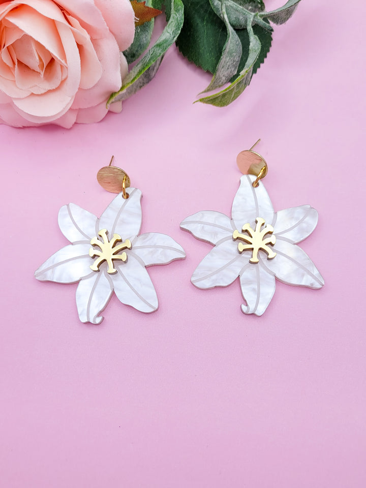 Easter Lily Earrings- Digital Cut File