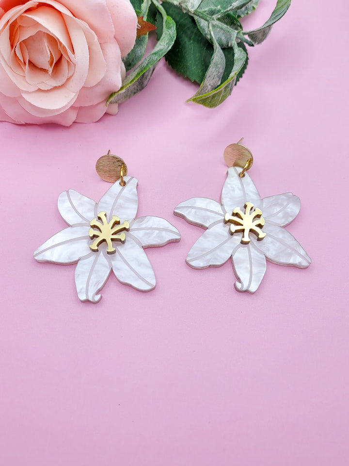 Easter Lily Earrings- Digital Cut File