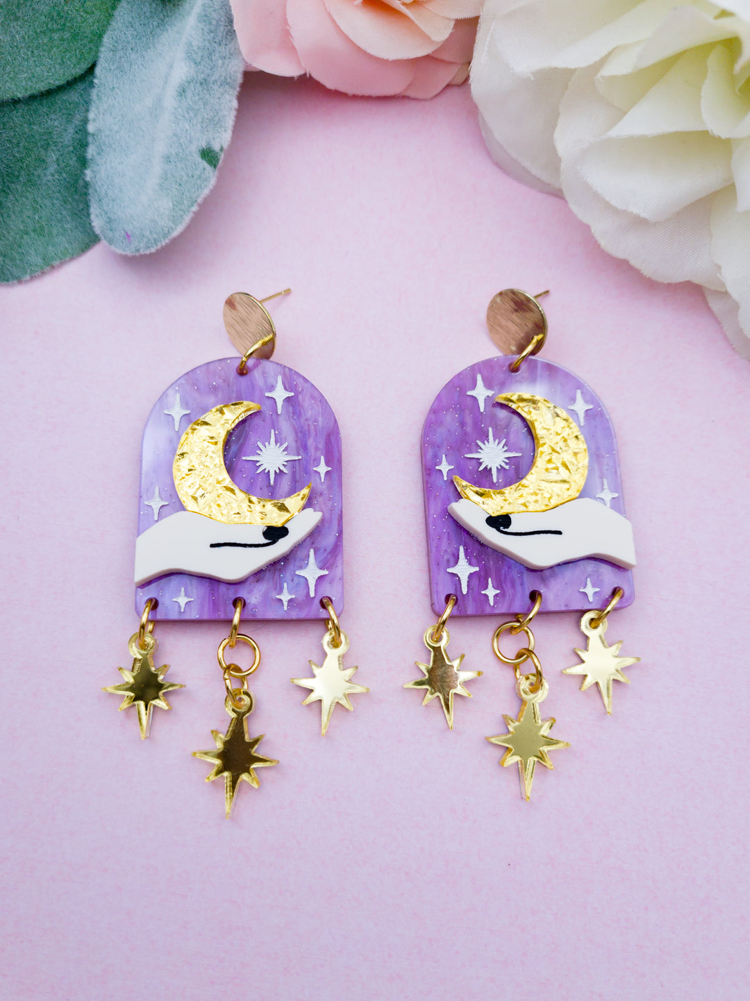 Jan- Moon in Hand- Earring File- FFC